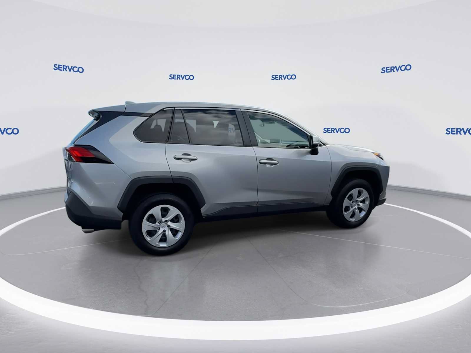 Used 2023 Toyota RAV4 LE FWD image 8