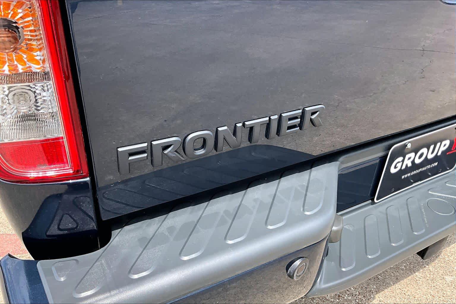 Used 2020 Nissan Frontier SV w/ Midnight Edition Floor Mats AWD/4WD image 30