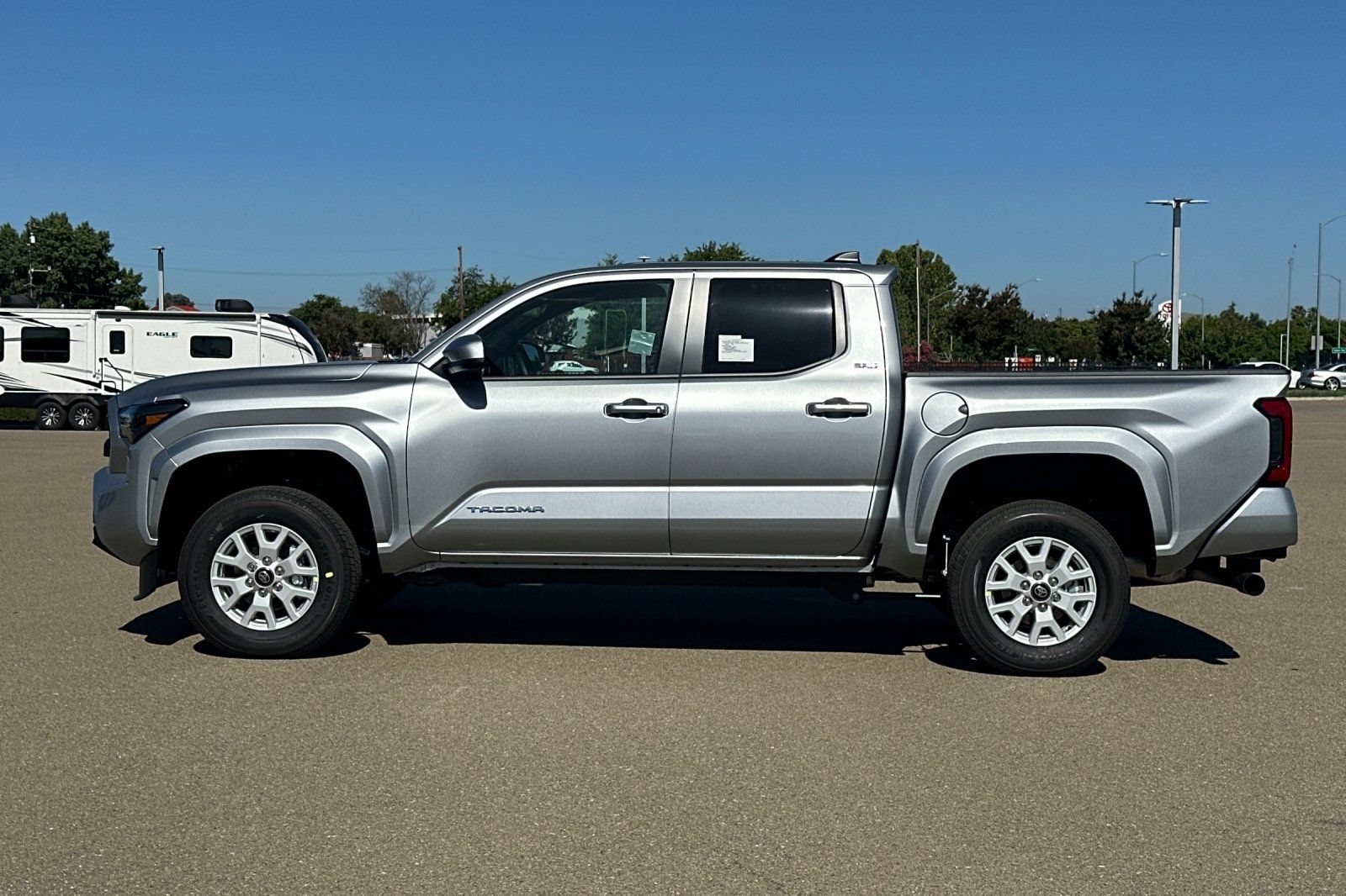 New 2026 Toyota Tacoma SR5 AWD/4WD image 9