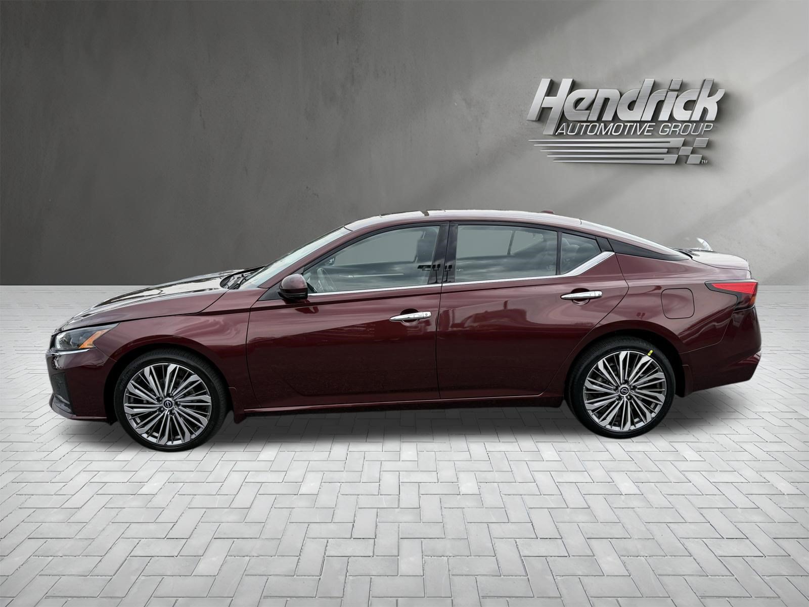 Used 2023 Nissan Altima 2.5 SL AWD/4WD image 7