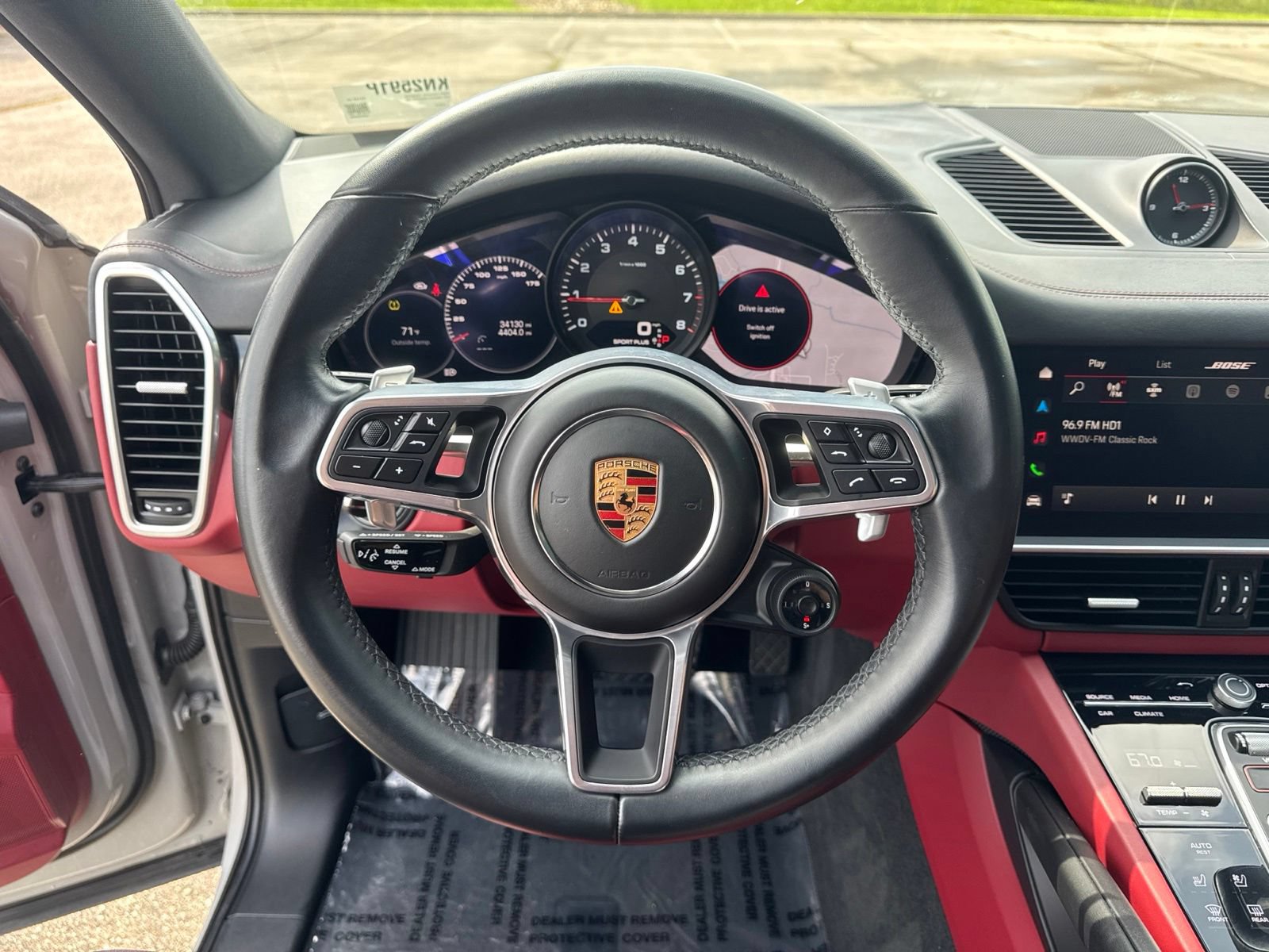 Used 2022 Porsche Cayenne Platinum Edition AWD/4WD image 17