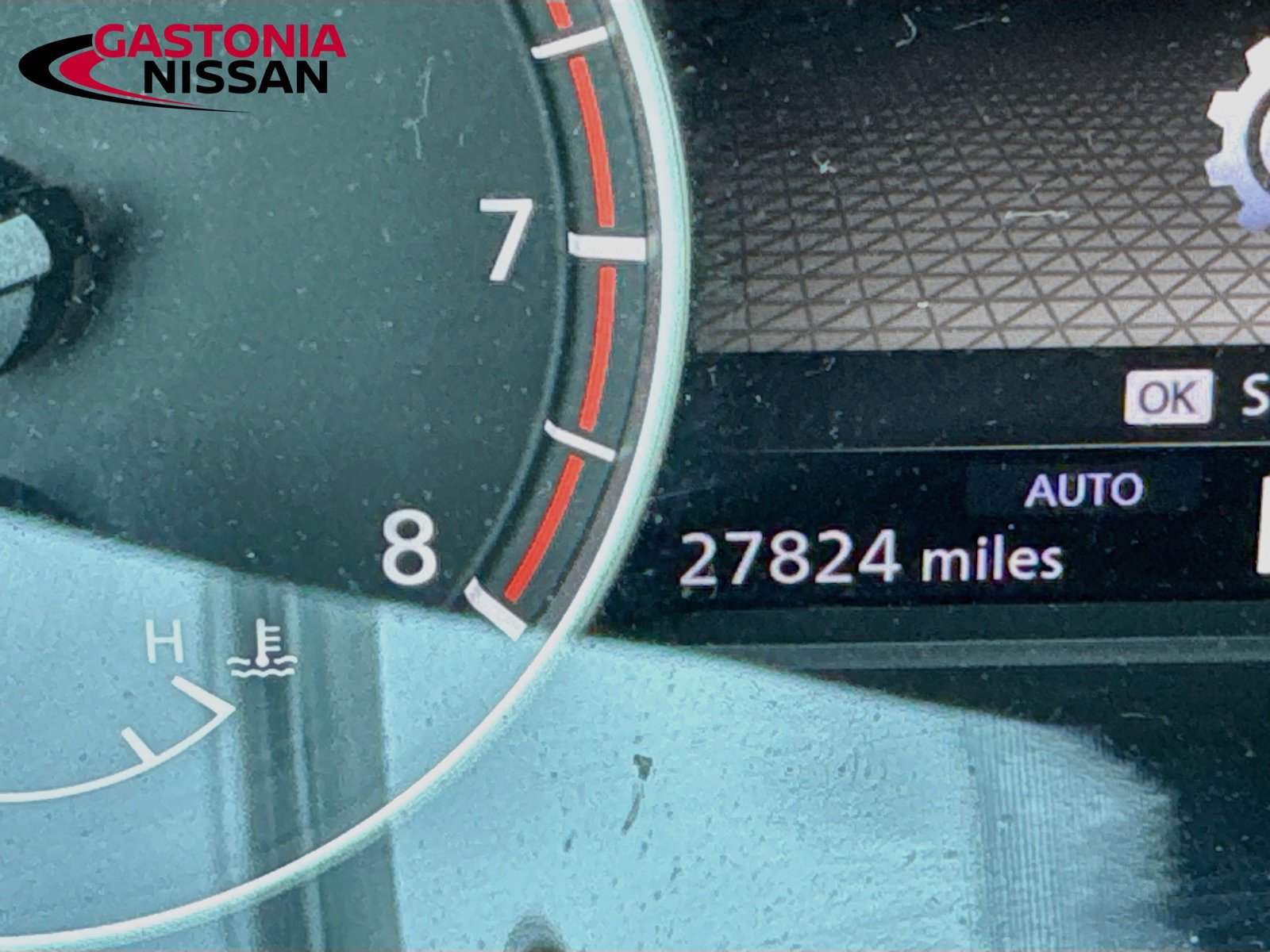 Used 2023 Nissan Rogue S AWD/4WD image 15
