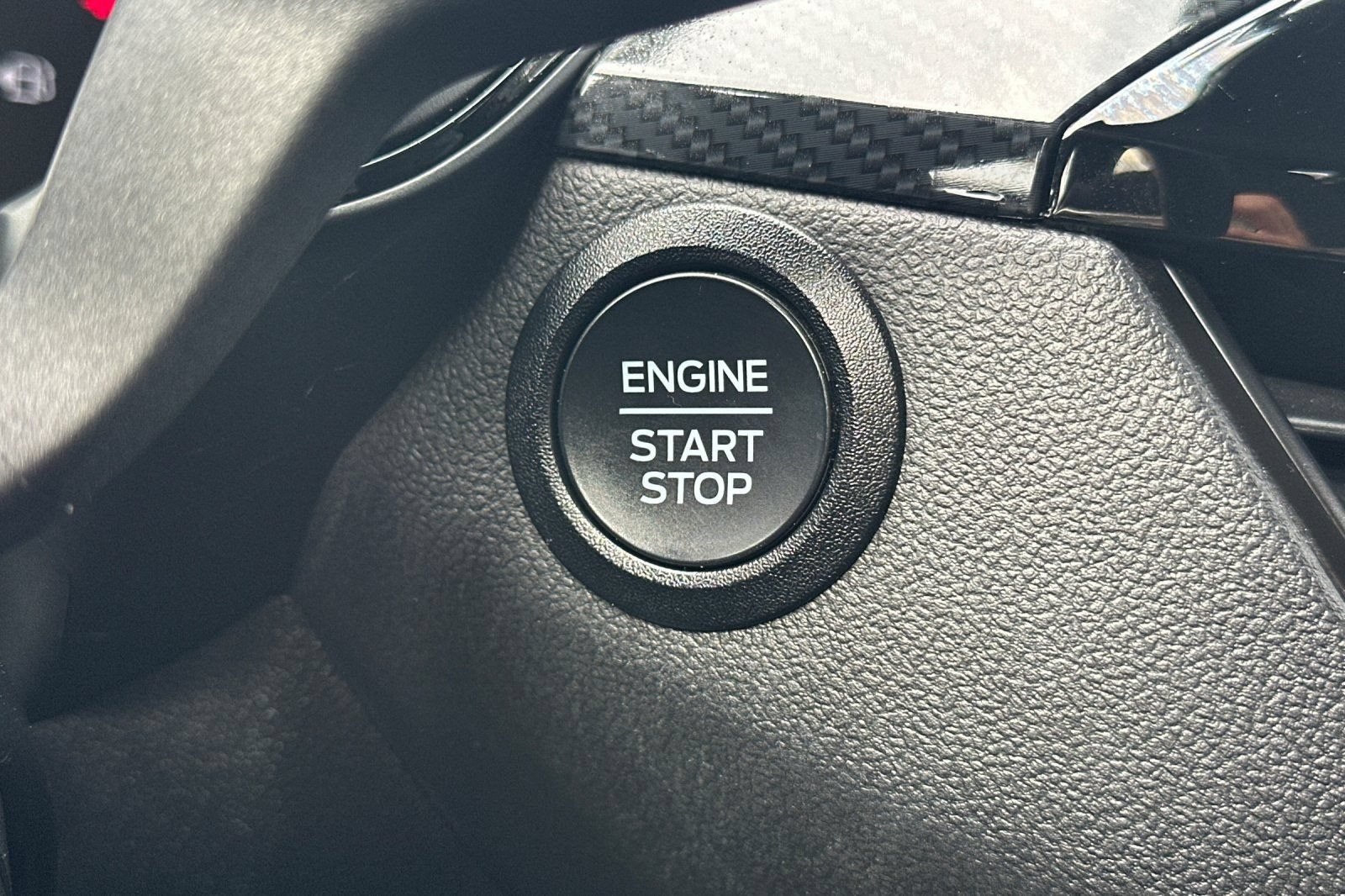 Used 2025 Ford Escape ST-Line Select AWD/4WD image 21