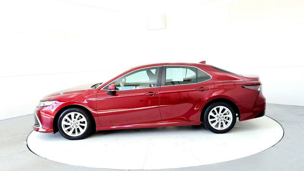 Used 2021 Toyota Camry LE w/ Cold Weather Package FWD image 3