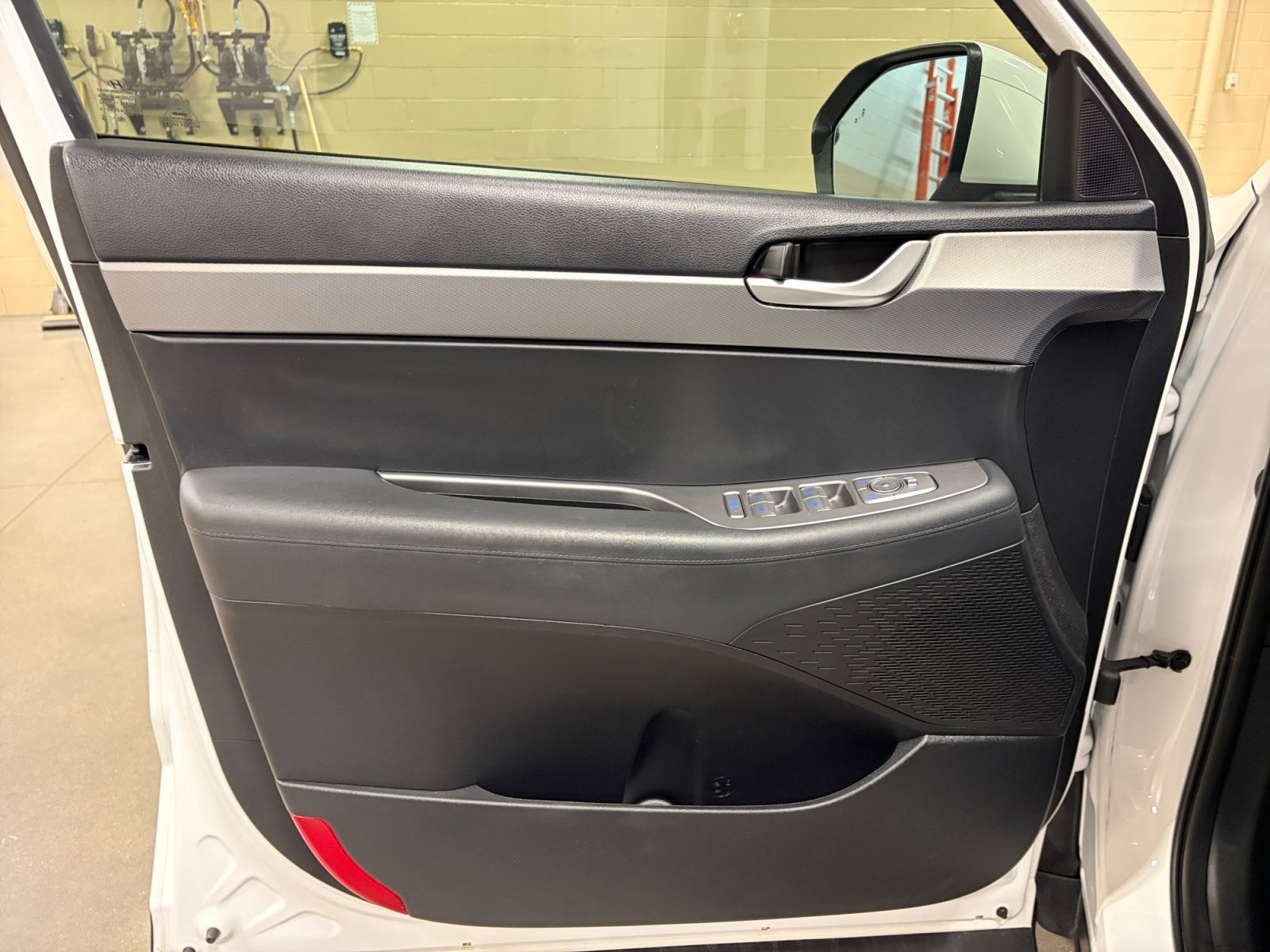 Used 2022 Hyundai Palisade SEL w/ Cargo Package FWD image 14