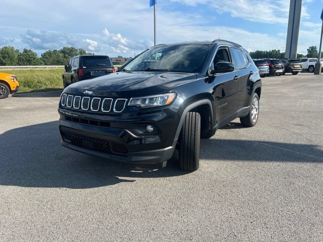 Used 2022 Jeep Compass Latitude AWD/4WD image 4