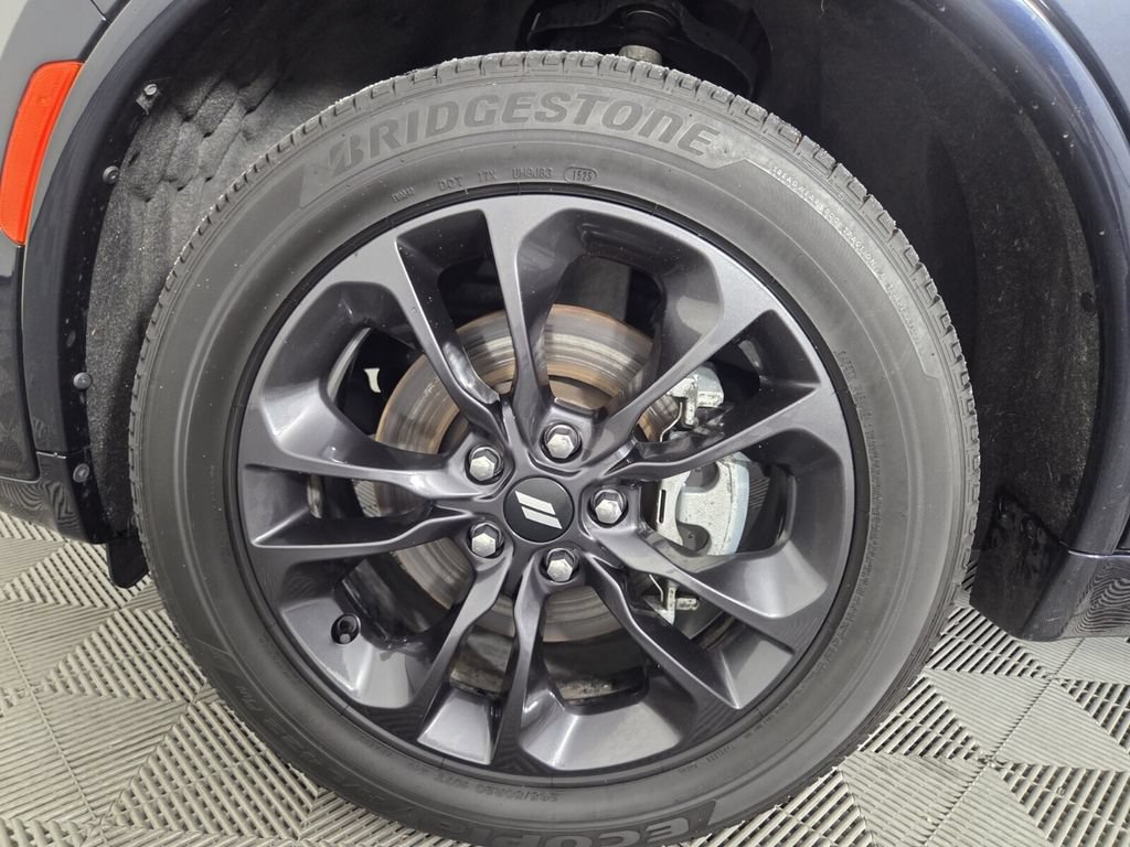 Used 2025 Dodge Durango GT w/ Blacktop Package AWD/4WD image 7