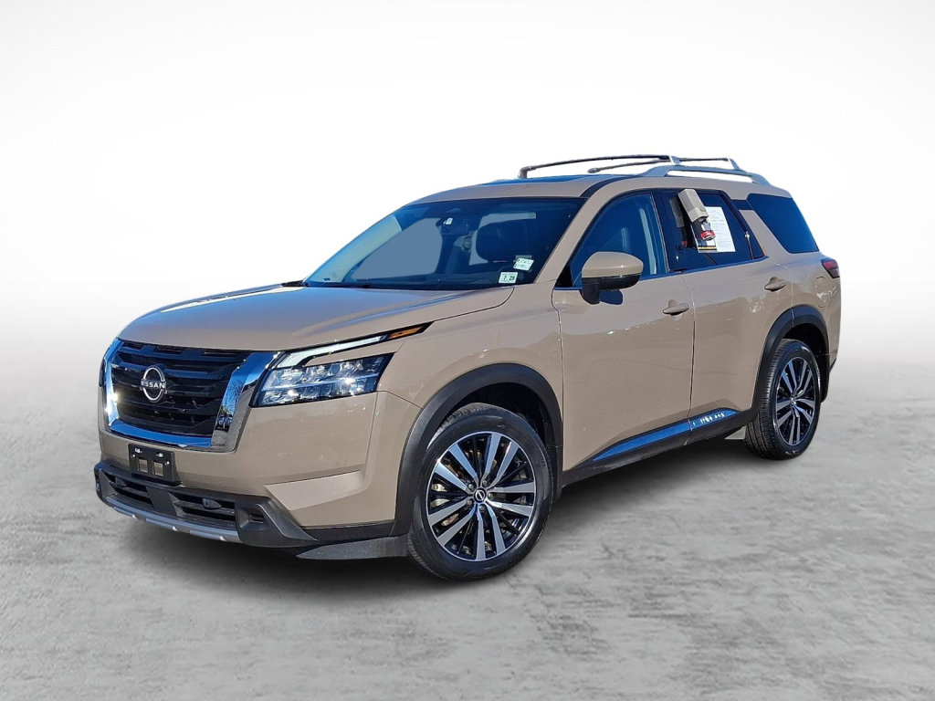 Used 2023 Nissan Pathfinder Platinum image 1