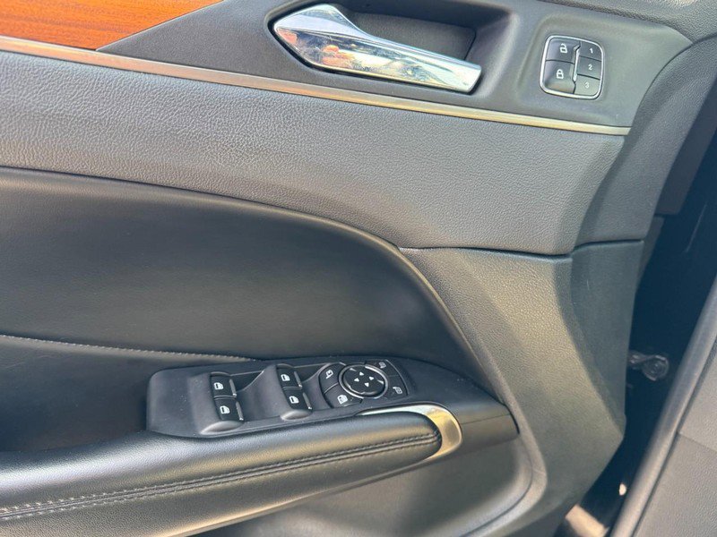 Used 2017 Lincoln MKC Select w/ Select Plus Package image 25