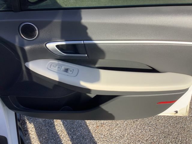 Certified 2025 Hyundai Sonata SEL AWD/4WD image 18