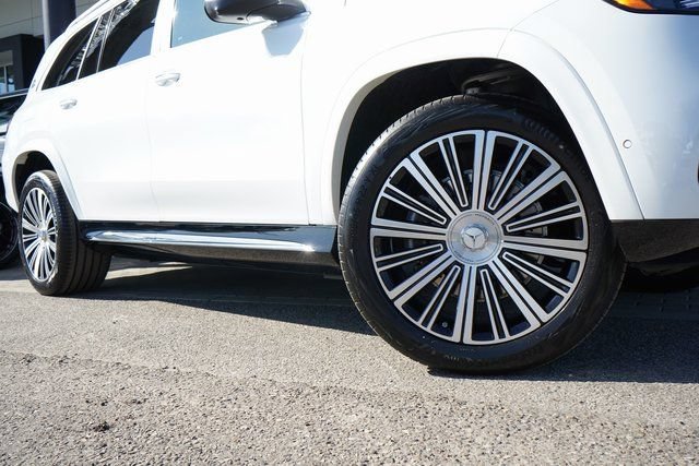 New 2026 Mercedes-Benz Maybach GLS 600 4MATIC image 10