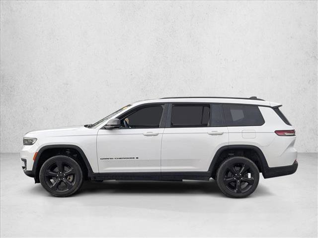 Used 2023 Jeep Grand Cherokee L Laredo image 8