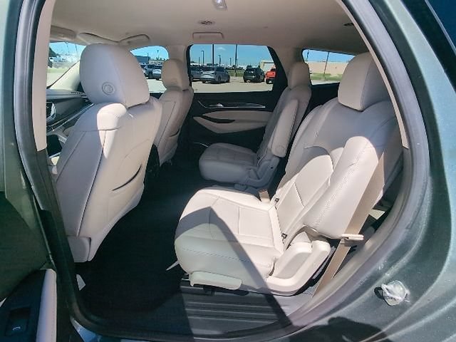 Used 2023 Buick Enclave Essence w/ Trailering Package, 5000 lbs. FWD image 11