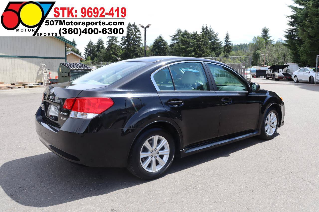 Used 2011 Subaru Legacy 2.5i Premium AWD/4WD image 7