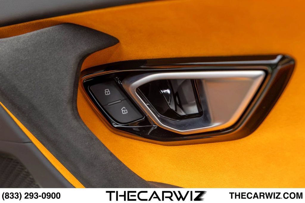 Used 2024 Lamborghini Huracan Tecnica RWD image 90