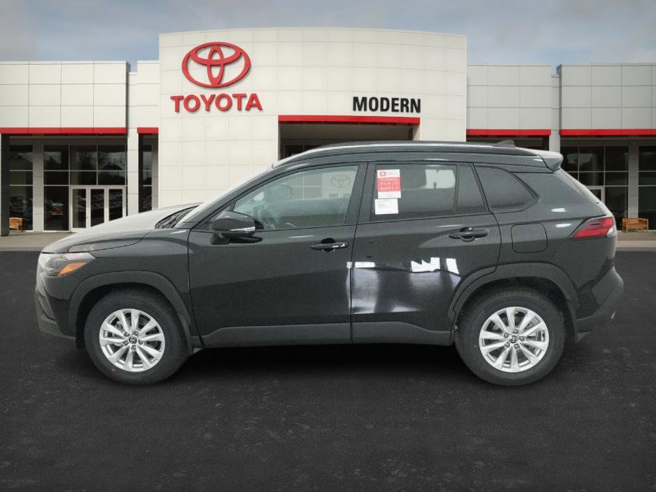 New 2026 Toyota Corolla Cross LE image 9