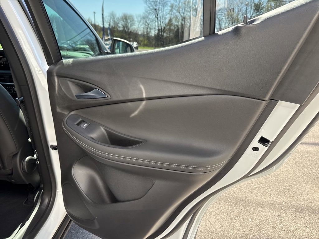 Used 2024 Buick Encore GX Preferred w/ Comfort Package image 26