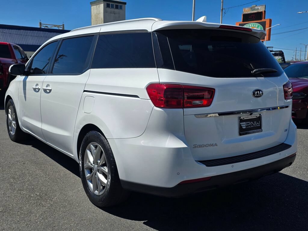 Used 2020 Kia Sedona EX FWD image 8