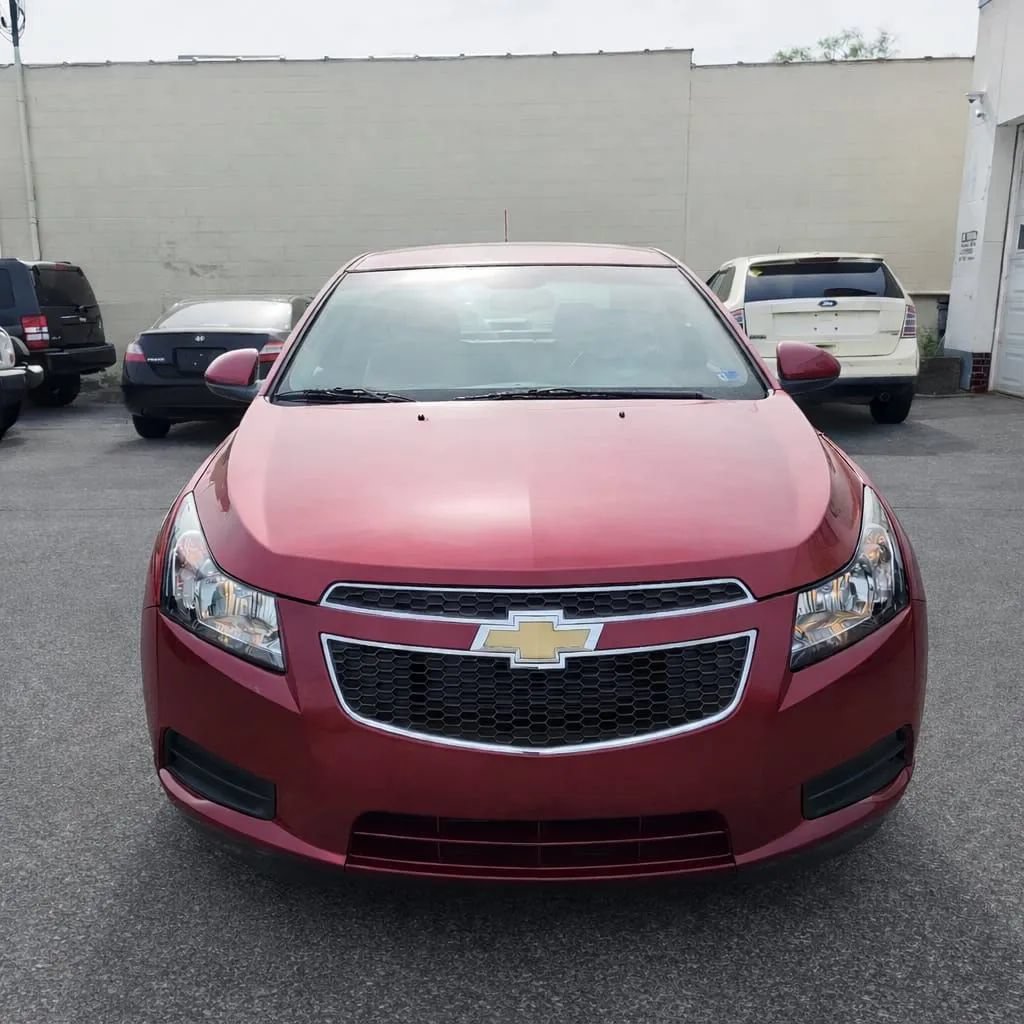 Used 2012 Chevrolet Cruze LT FWD image 8