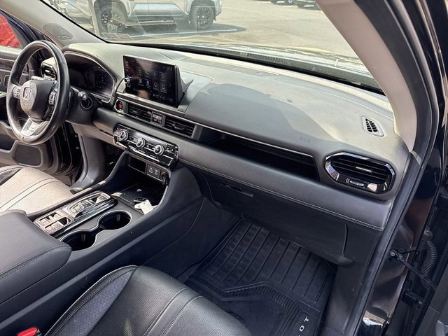 Used 2023 Honda Pilot Elite image 16
