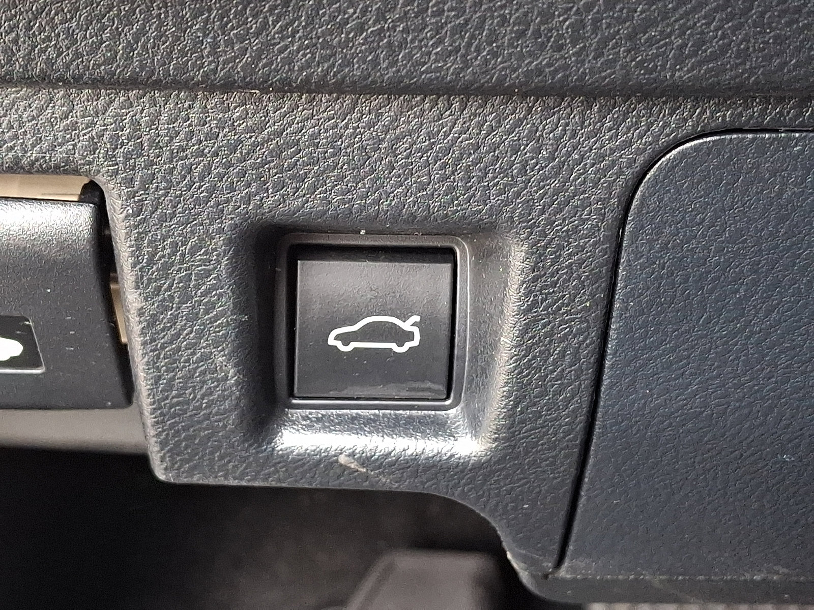 Certified 2024 Lexus IS 350 F Sport w/ Accessory Package 2 AWD/4WD image 27