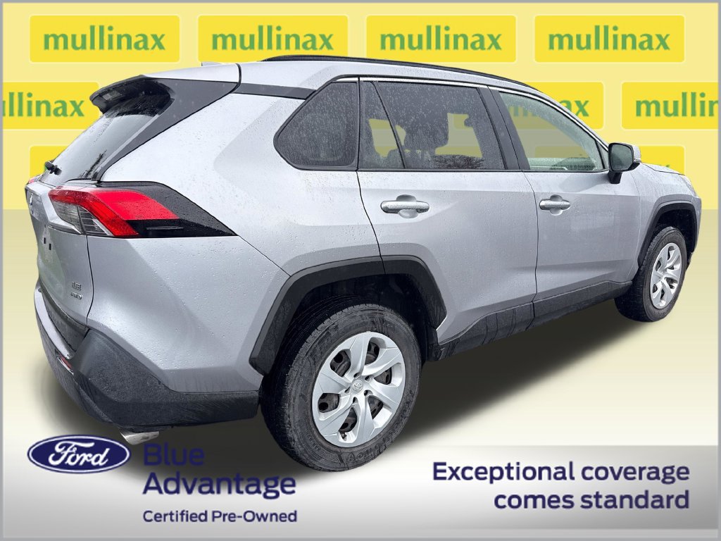 Used 2019 Toyota RAV4 LE w/ All Weather Liner Package AWD/4WD image 3