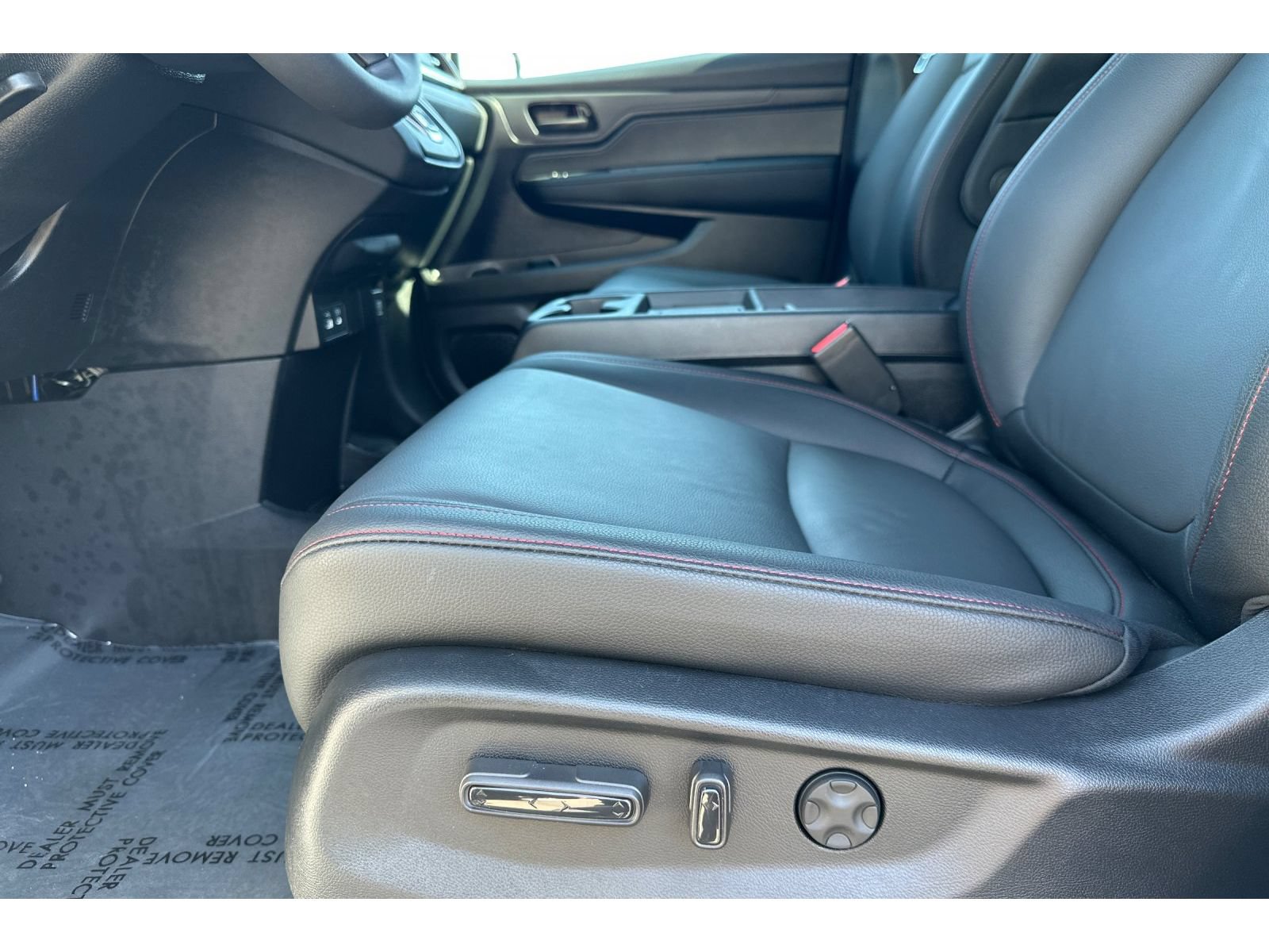 Used 2026 Honda Odyssey Sport-L image 13