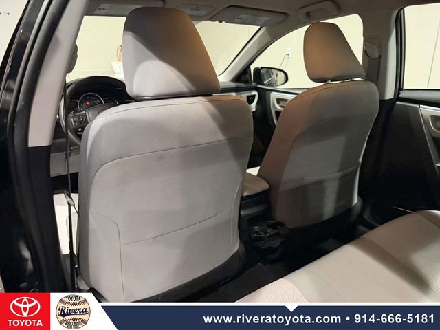 Used 2015 Toyota Corolla LE image 12