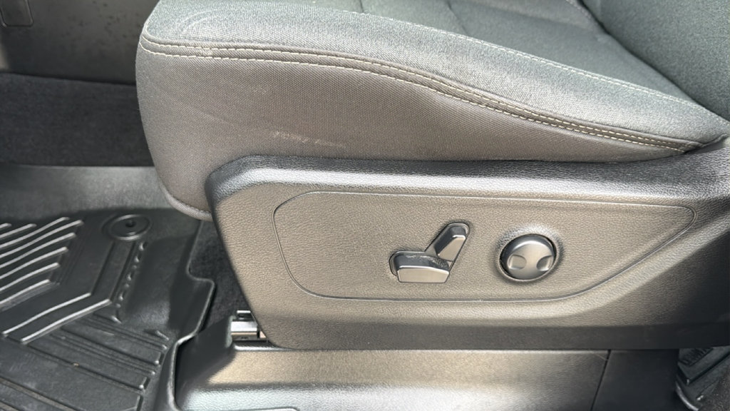 Used 2025 RAM 1500 Big Horn AWD/4WD image 14