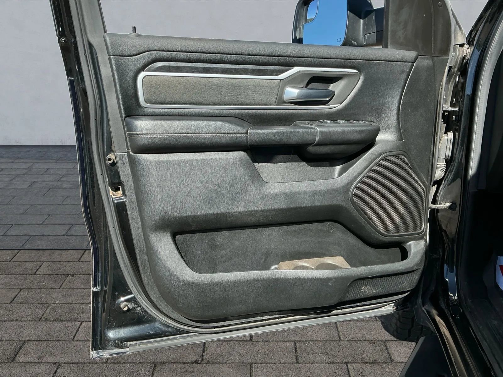 Used 2020 RAM 1500 Big Horn image 10