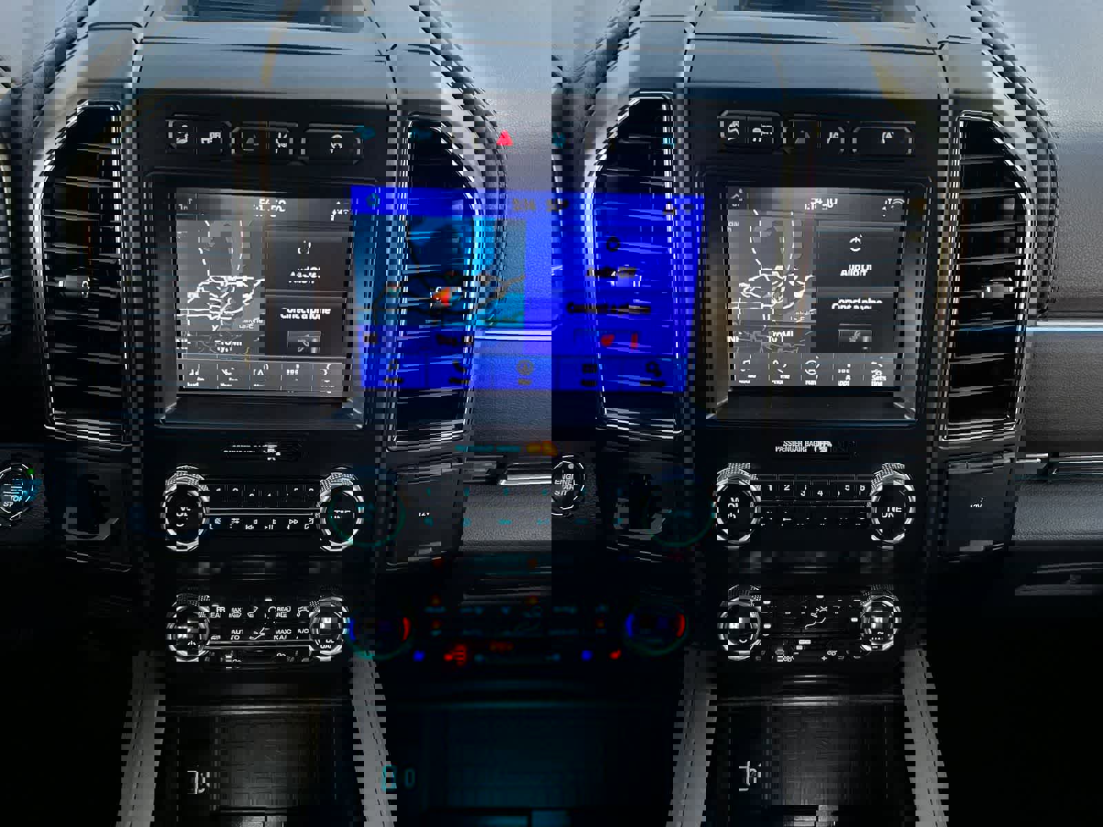 Used 2021 Ford Expedition Limited image 25