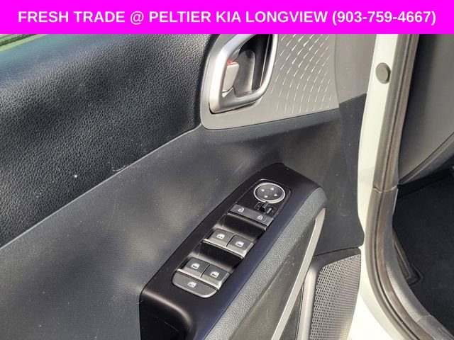 Used 2023 Kia Soul LX w/ Option Group 015 image 16