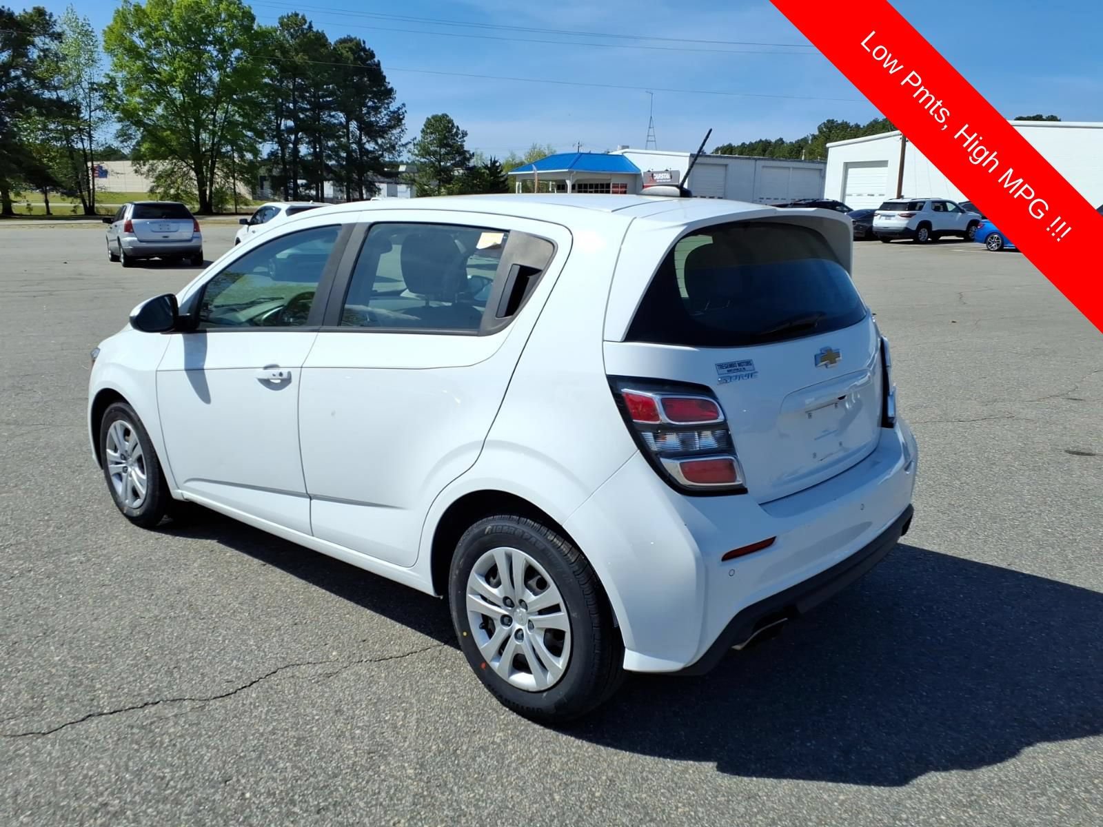 Used 2020 Chevrolet Sonic LT FWD image 3