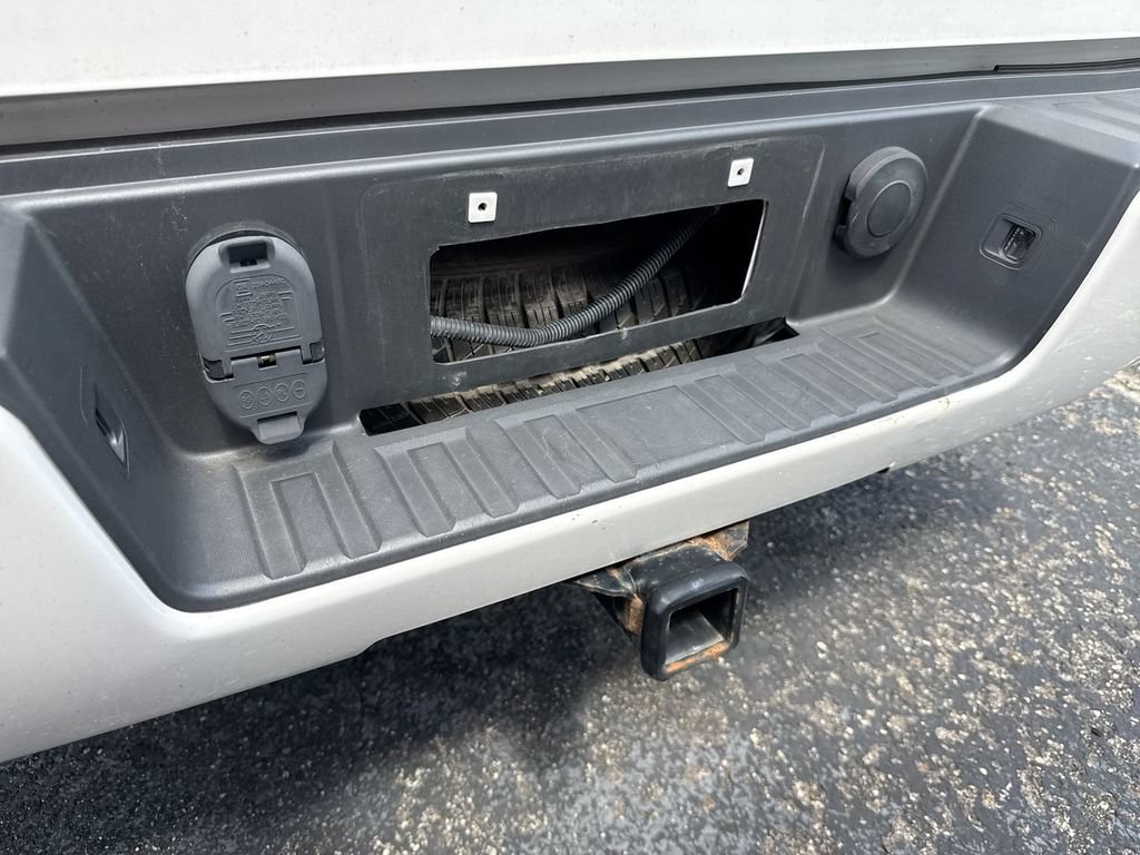 Used 2018 Chevrolet Silverado 1500 LT w/ Texas Edition AWD/4WD image 9