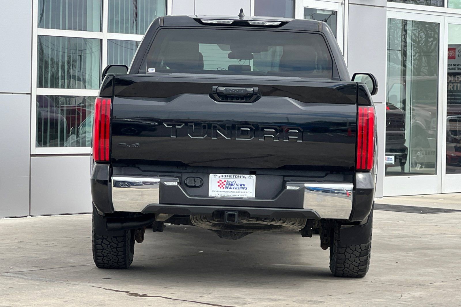 Used 2023 Toyota Tundra SR5 w/ TRD Off-Road Package image 5