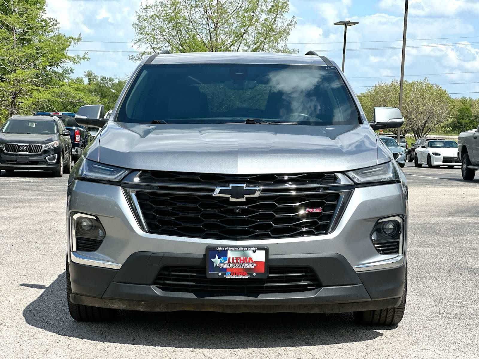 Used 2023 Chevrolet Traverse RS AWD/4WD image 10