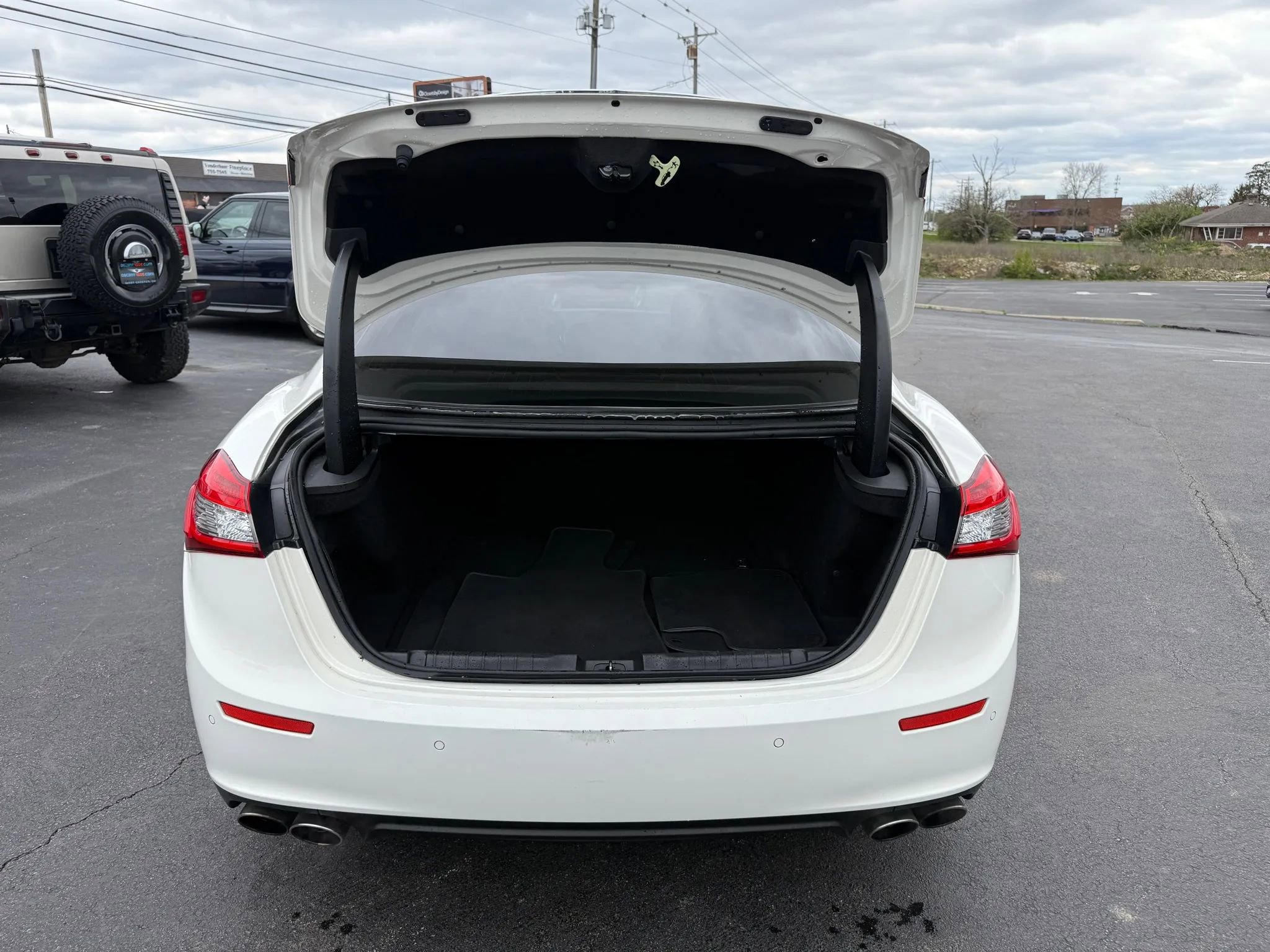 Used 2017 Maserati Ghibli image 43