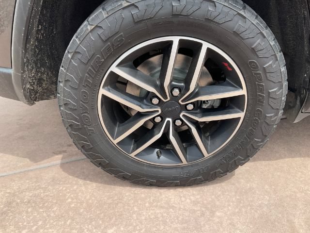 Used 2020 Jeep Grand Cherokee Trailhawk AWD/4WD image 10