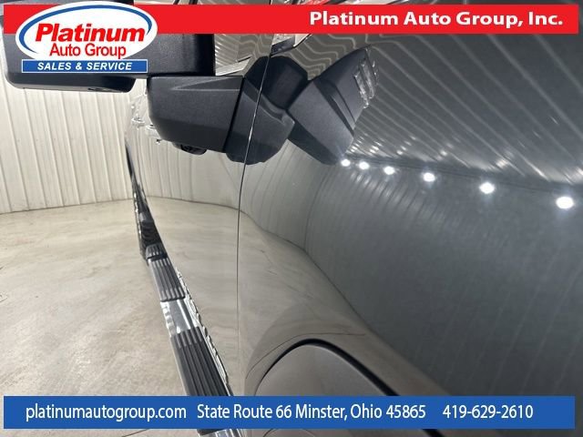 Used 2022 GMC Sierra 2500 Denali w/ Denali Ultimate Package AWD/4WD image 12