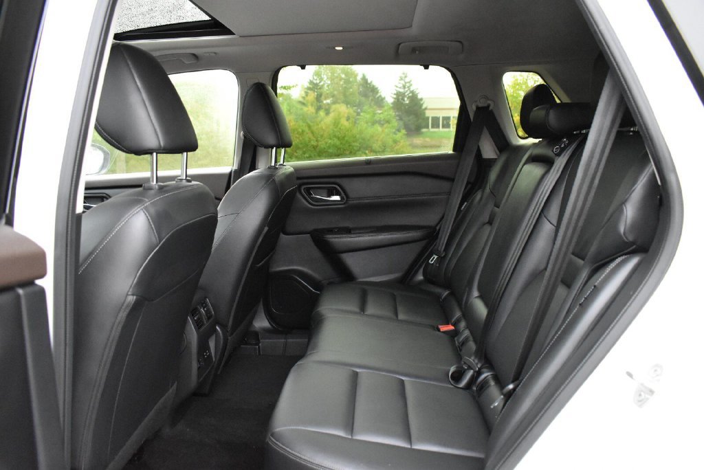 Used 2023 Nissan Rogue SL w/ SL Premium Package AWD/4WD image 32