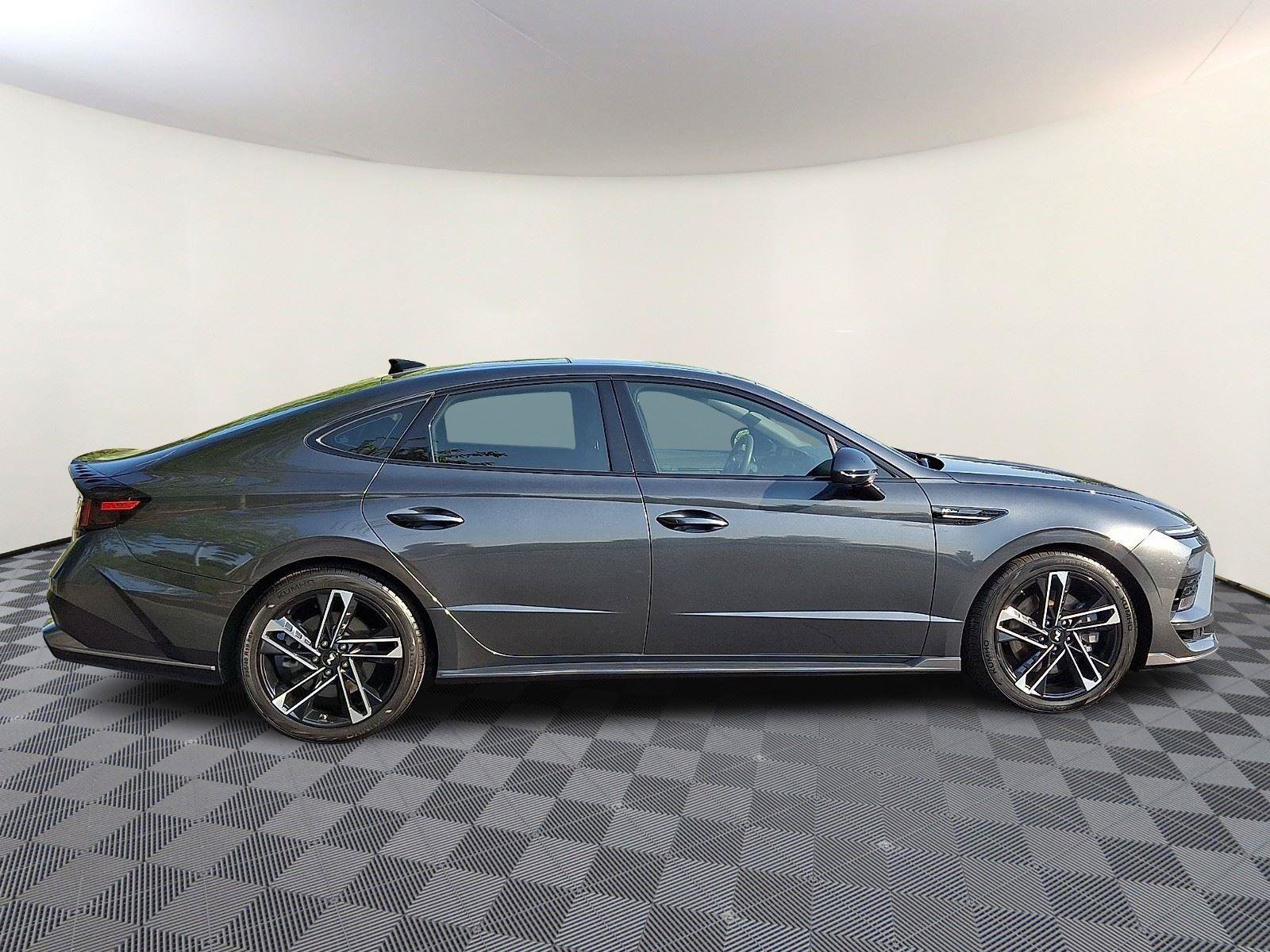 Used 2024 Hyundai Sonata N Line FWD image 7