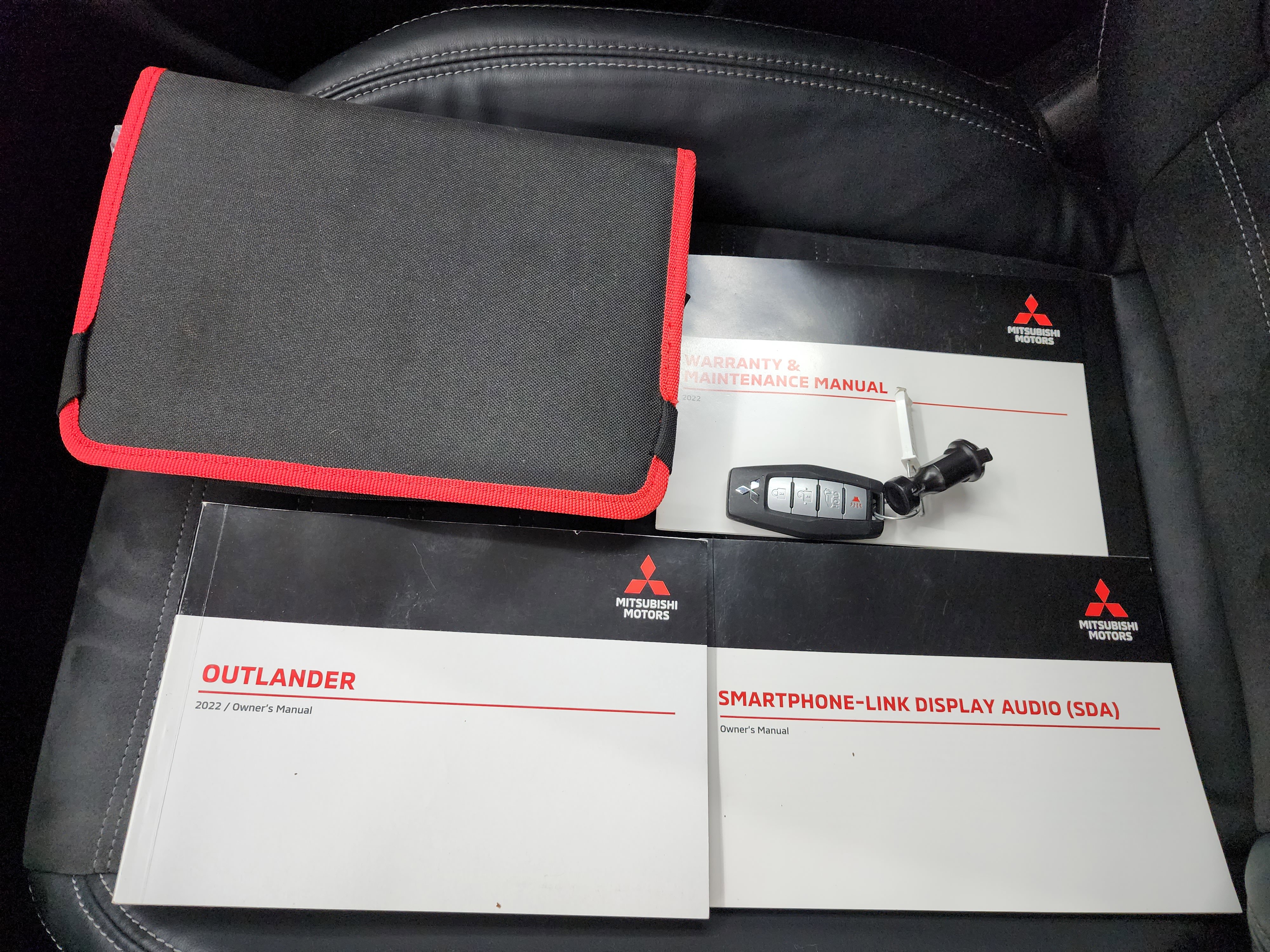 Used 2022 Mitsubishi Outlander SE AWD/4WD image 45