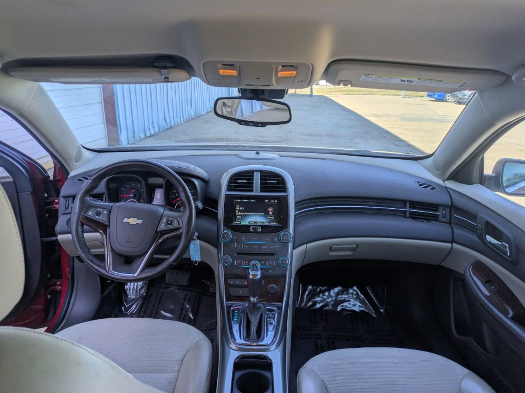 Used 2013 Chevrolet Malibu LT image 11