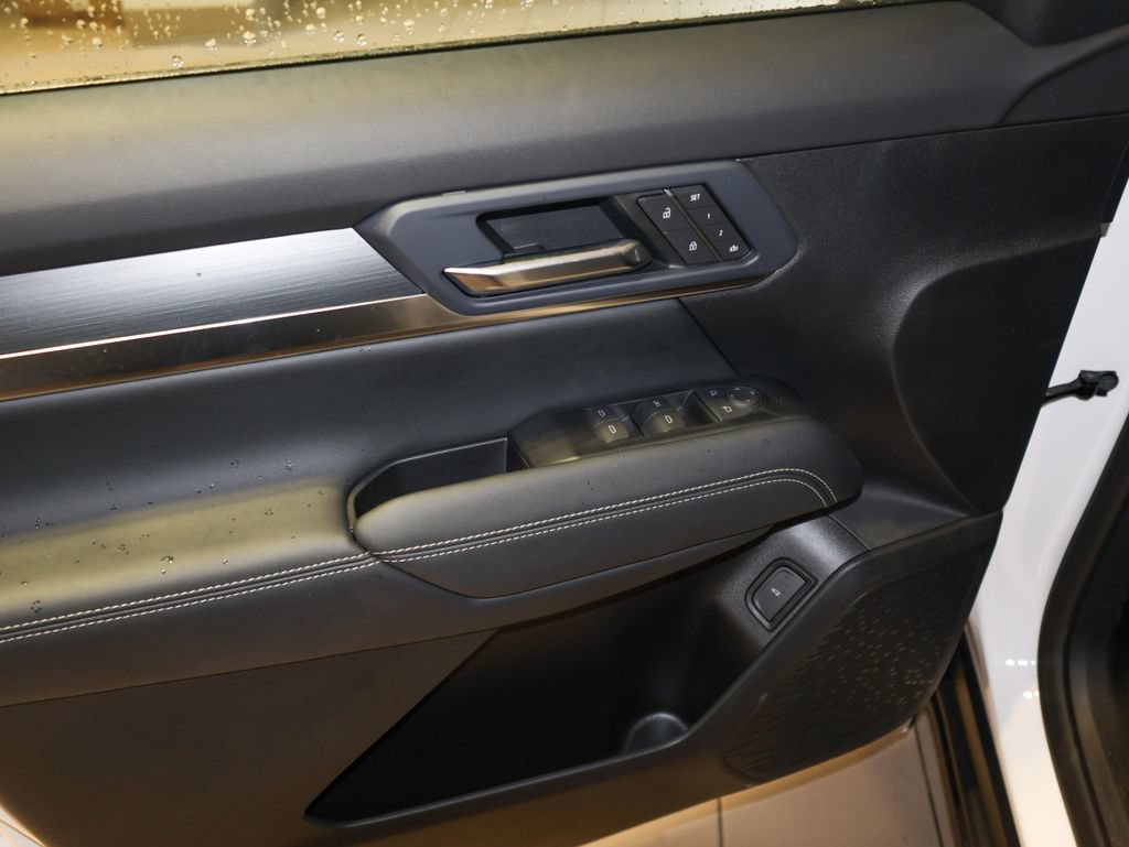 New 2027 GMC Terrain Elevation w/ Elevation Premium Package AWD/4WD image 19