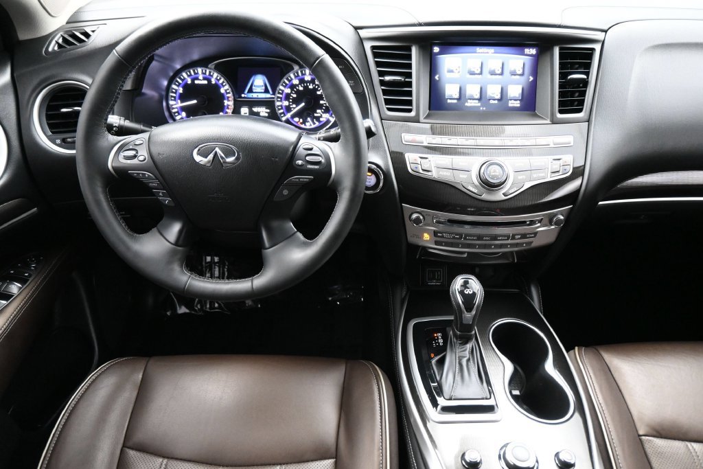 Used 2020 INFINITI QX60 Luxe w/ Essential Package FWD image 7