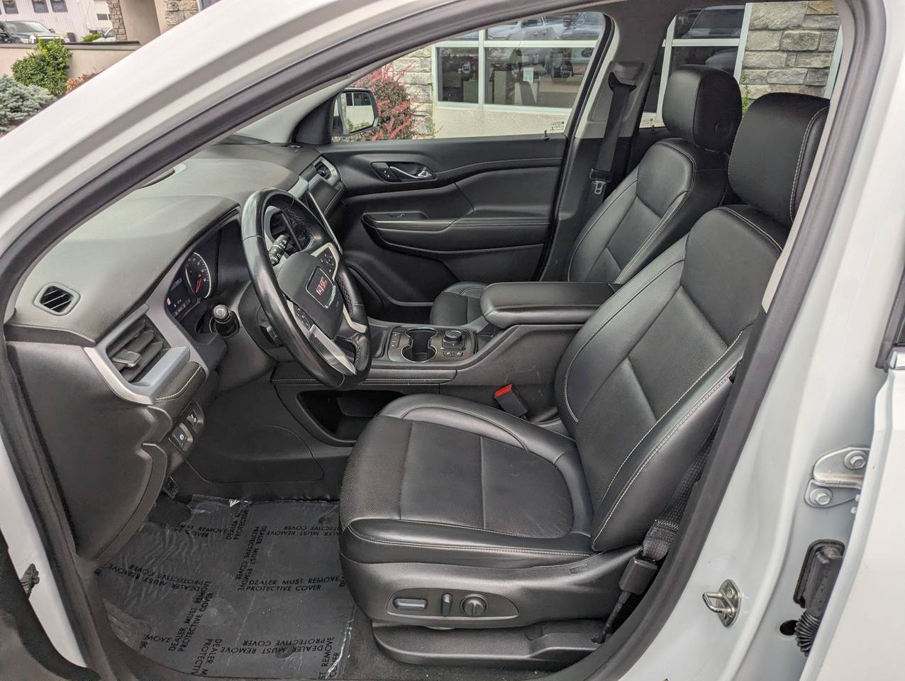 Used 2023 GMC Acadia SLT AWD/4WD image 11