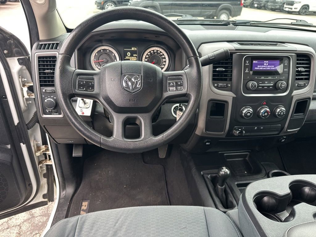 Used 2014 RAM 2500 Tradesman w/ Chrome Appearance Group image 17