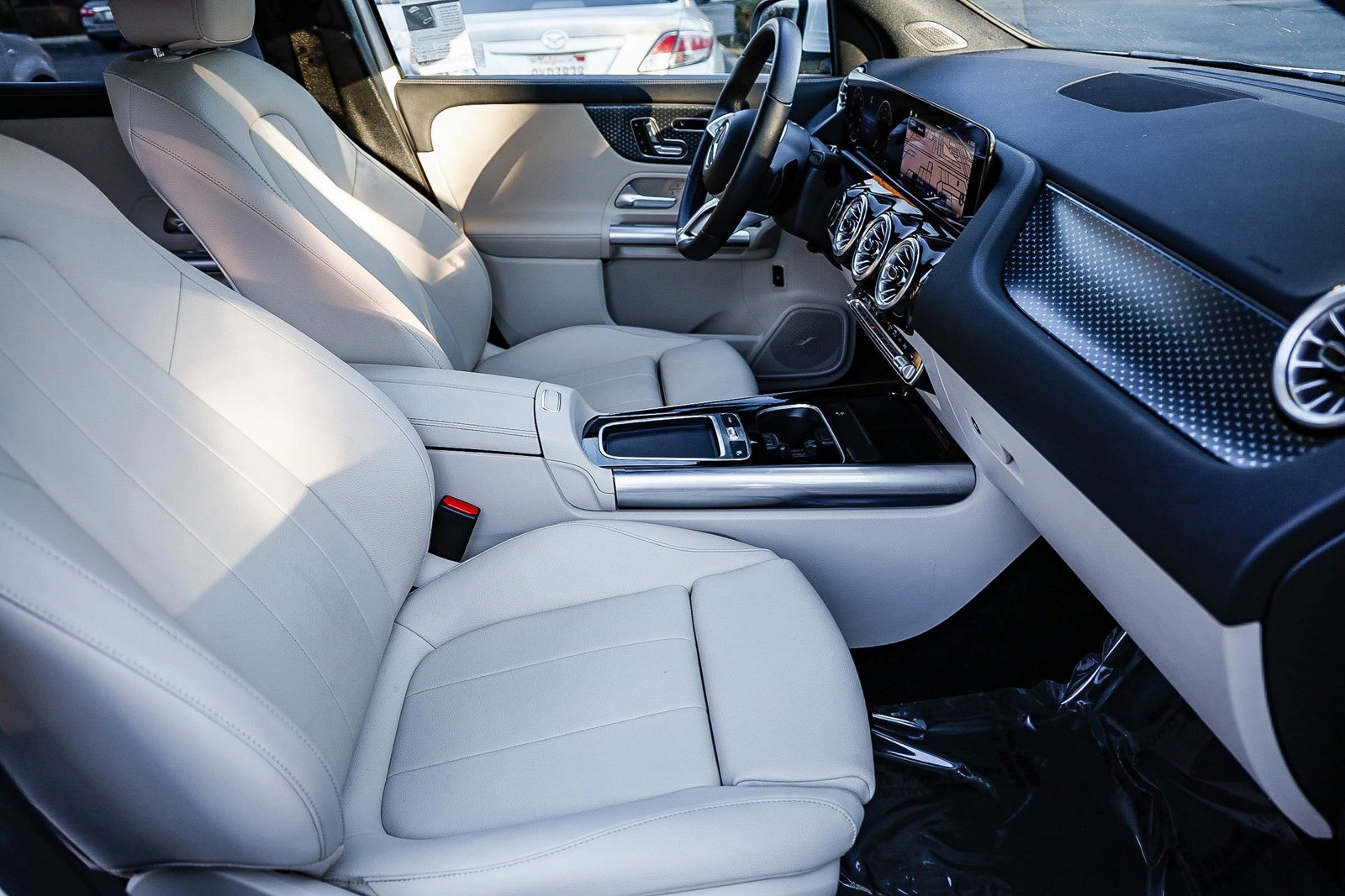 Certified 2025 Mercedes-Benz GLA 250 GLA 250 image 17