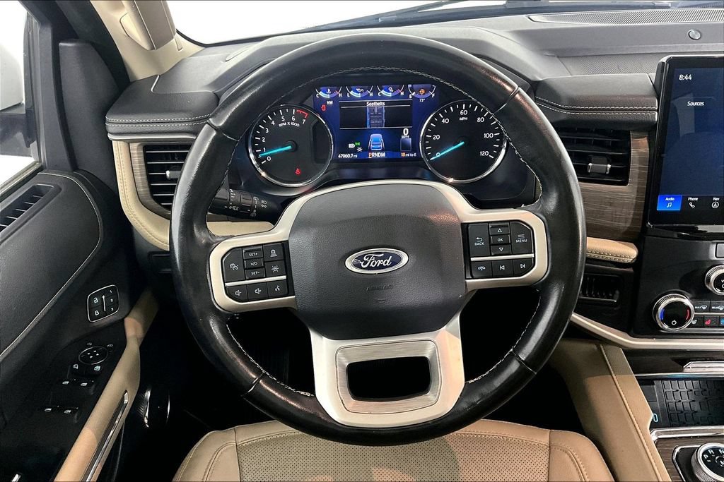 Used 2022 Ford Expedition Max Limited RWD image 5