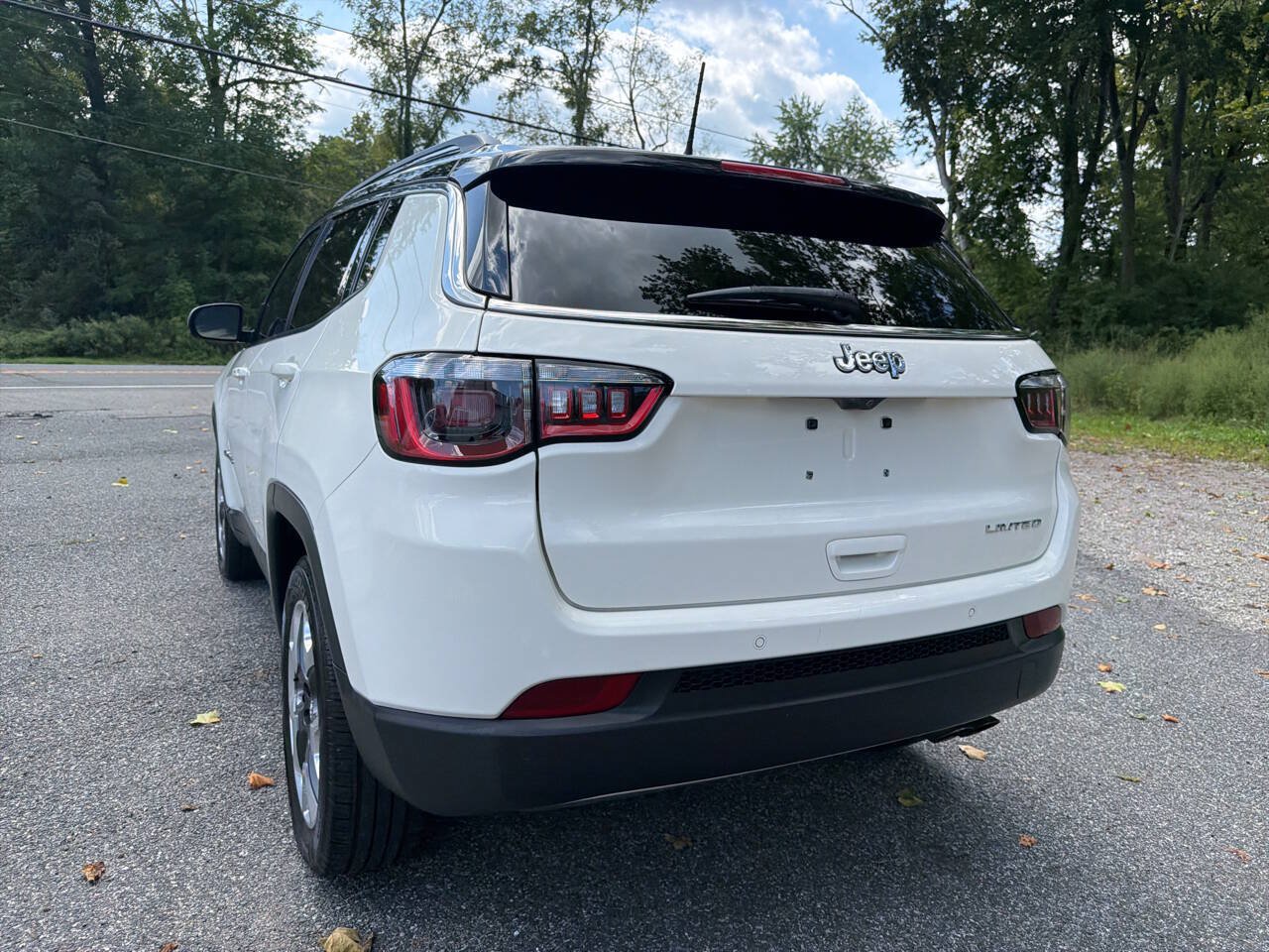 Used 2021 Jeep Compass Limited w/ Sun and Sound Group AWD/4WD image 15